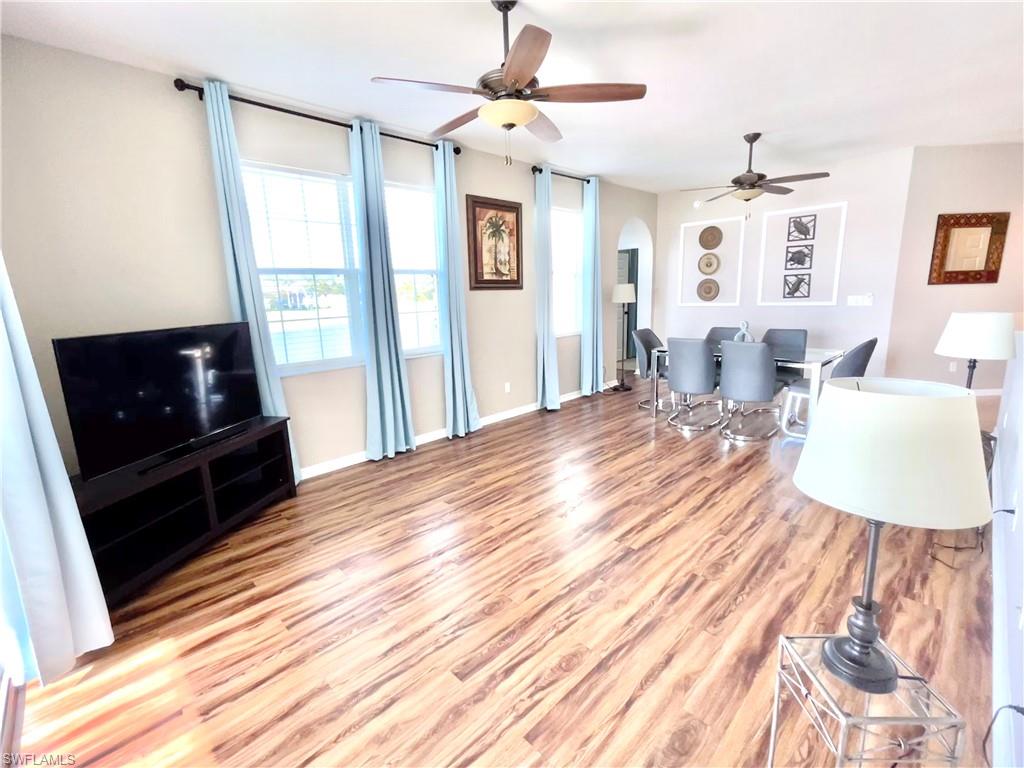 4202 Liron AVE Unit: 101