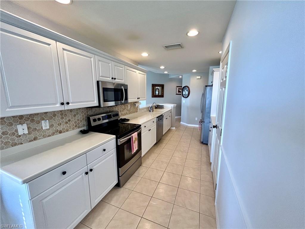 4202 Liron AVE Unit: 101