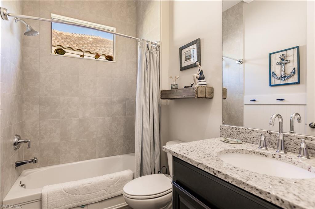 9251 Isla Bella CIR