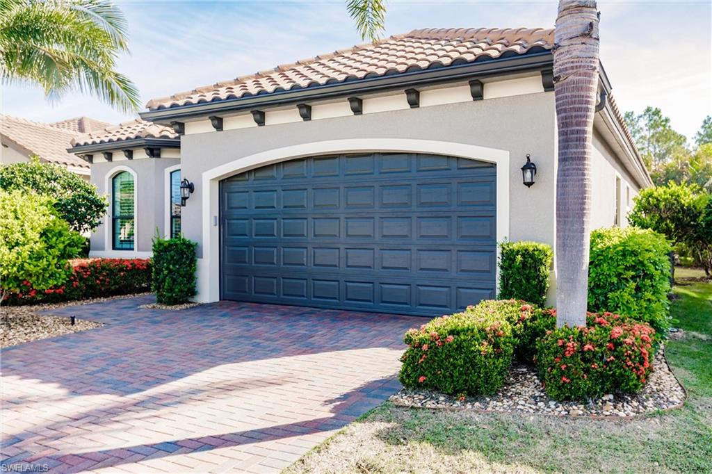 9251 Isla Bella CIR