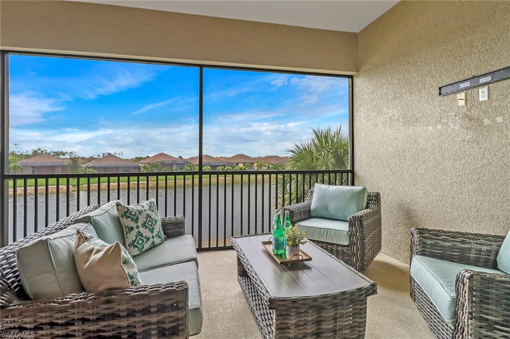 9679 Montelanico LOOP Unit: 202