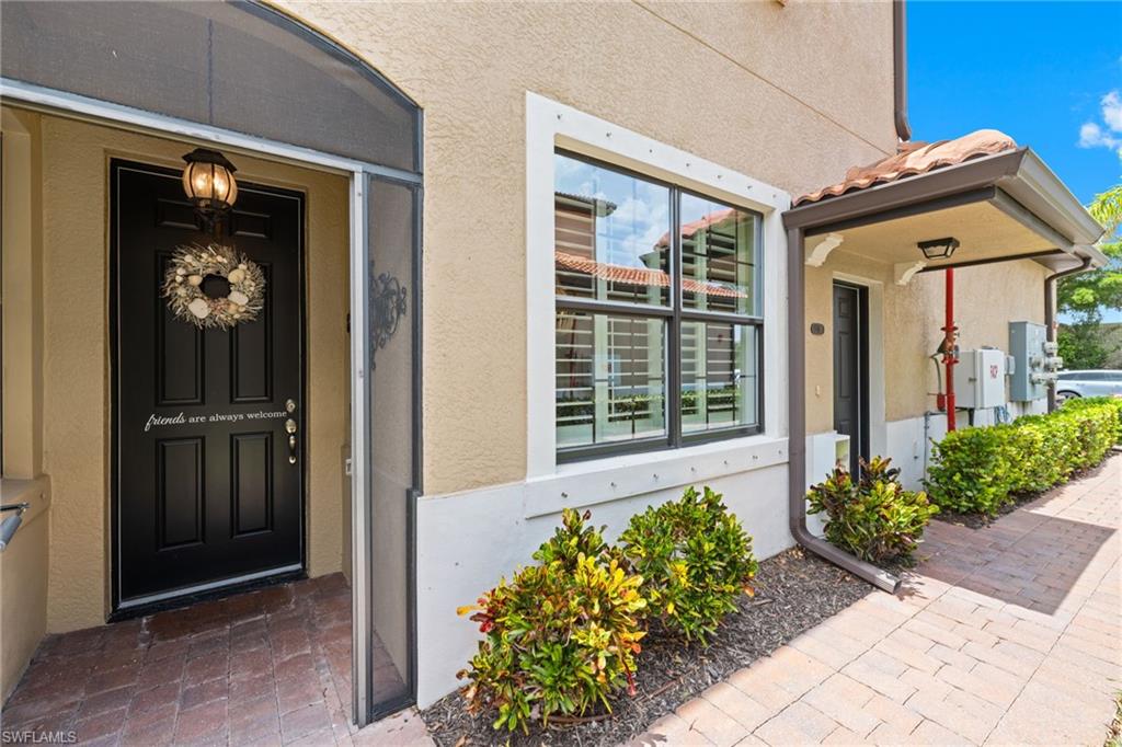 26189 Palace LN Unit: 101