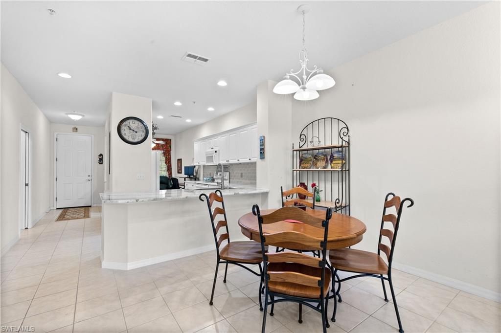 4864 Hampshire CT Unit: 9-104