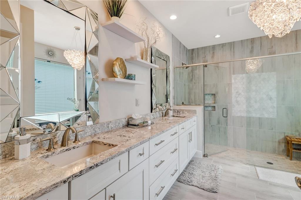 8976 Mustique LN