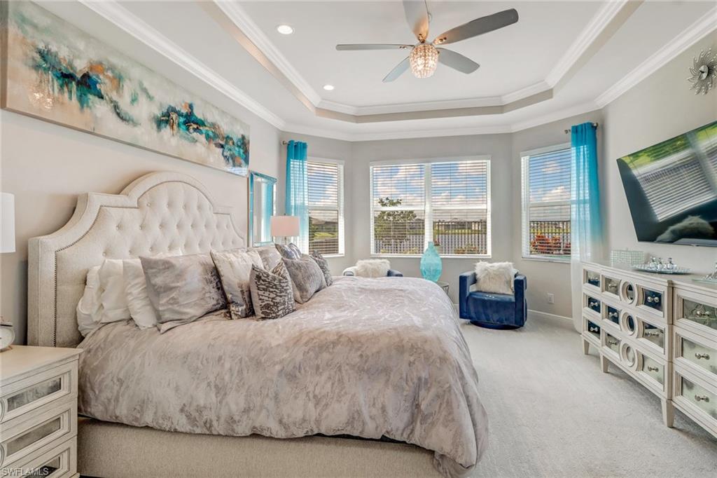 8976 Mustique LN