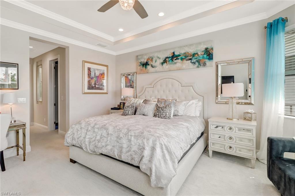 8976 Mustique LN
