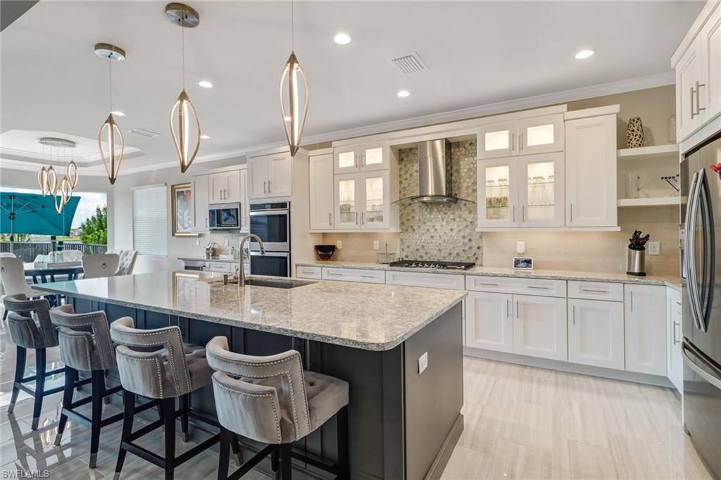 8976 Mustique LN