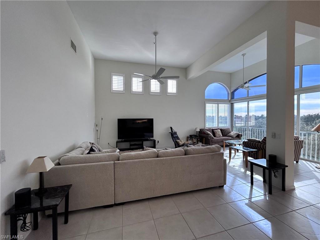 1530 Clermont DR Unit: 401