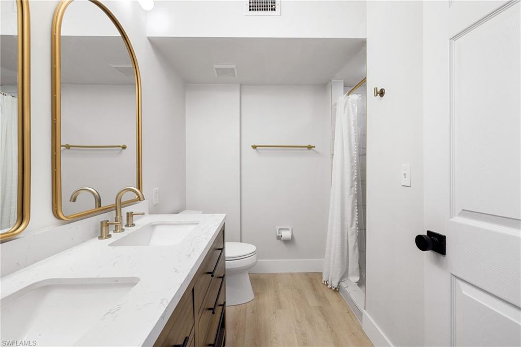 165 Wading Bird CIR Unit: M-106