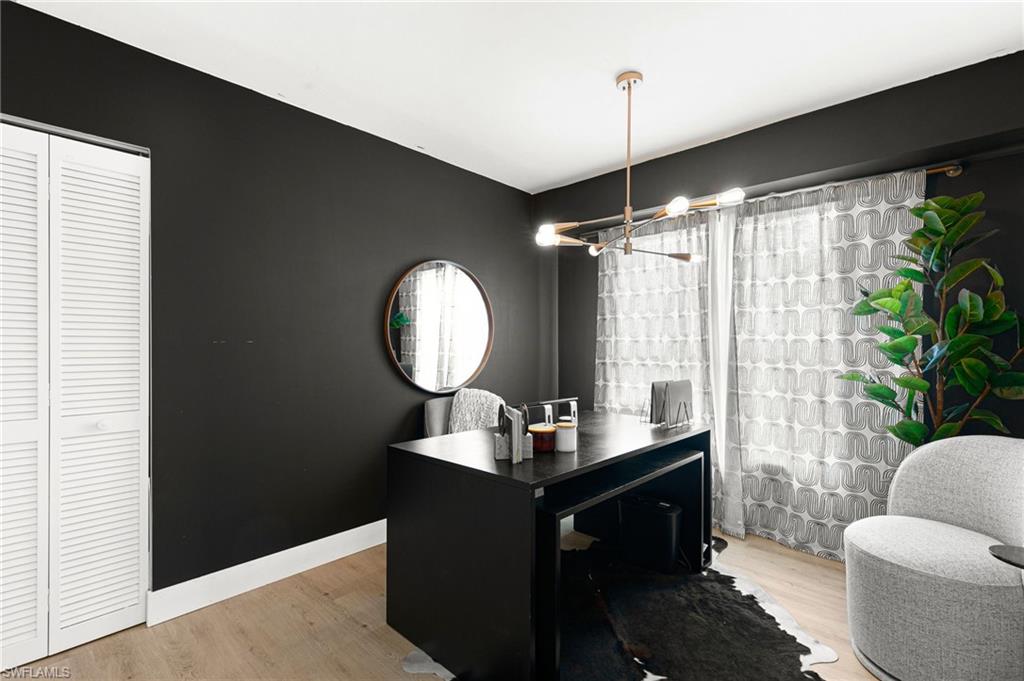 165 Wading Bird CIR Unit: M-106