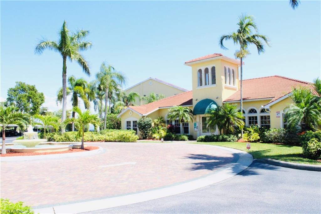 4680 Saint Croix LN Unit: 516