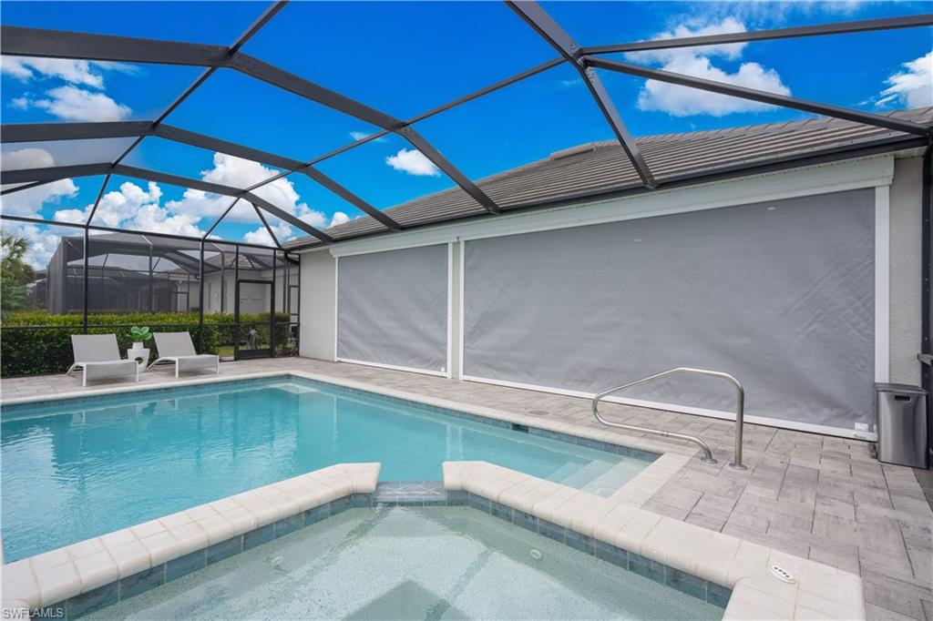 15880 Leaning Pine LN