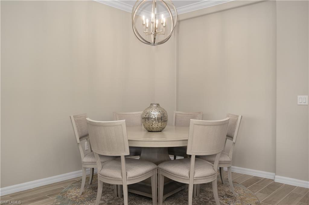 15880 Leaning Pine LN