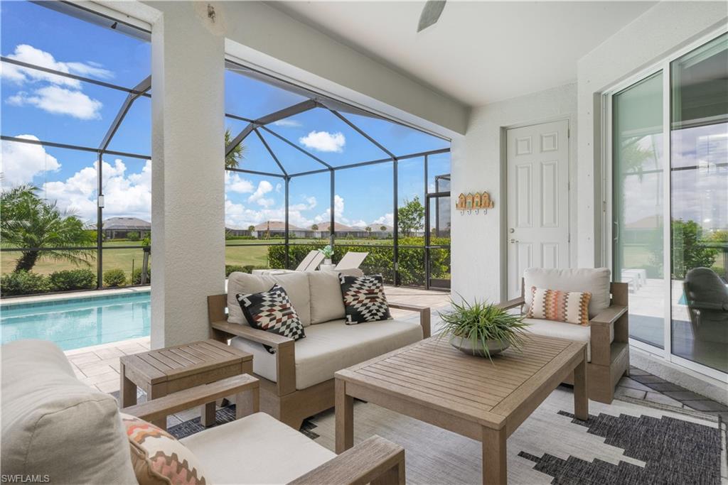 15880 Leaning Pine LN