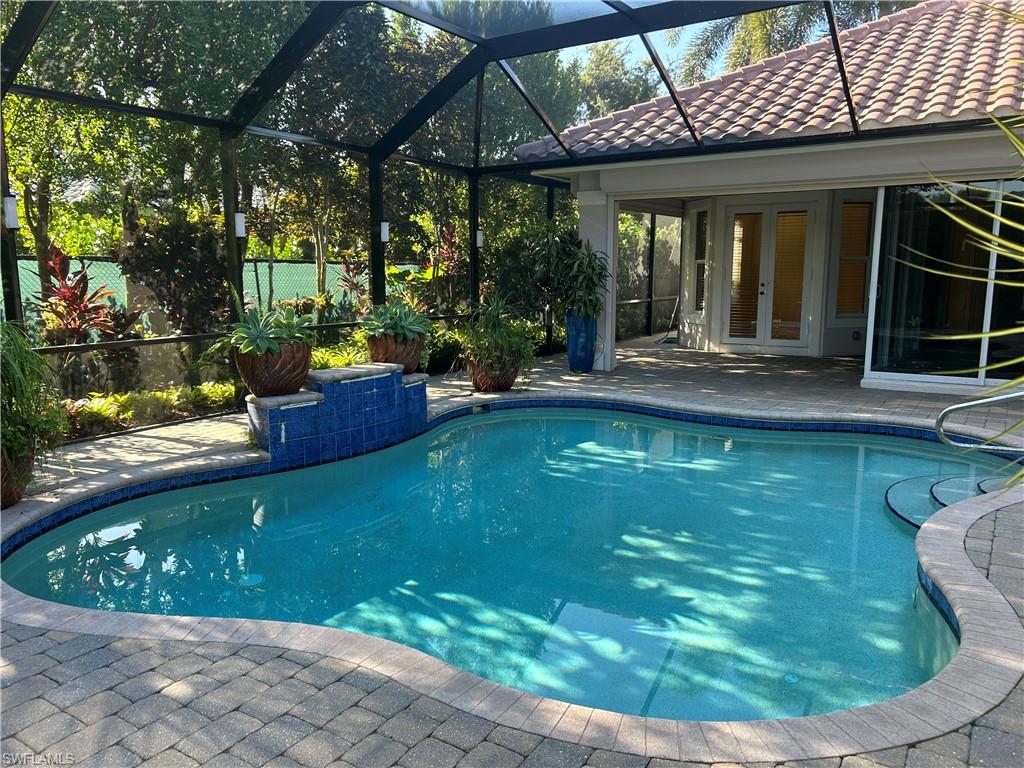 4956 Rustic Oaks CIR