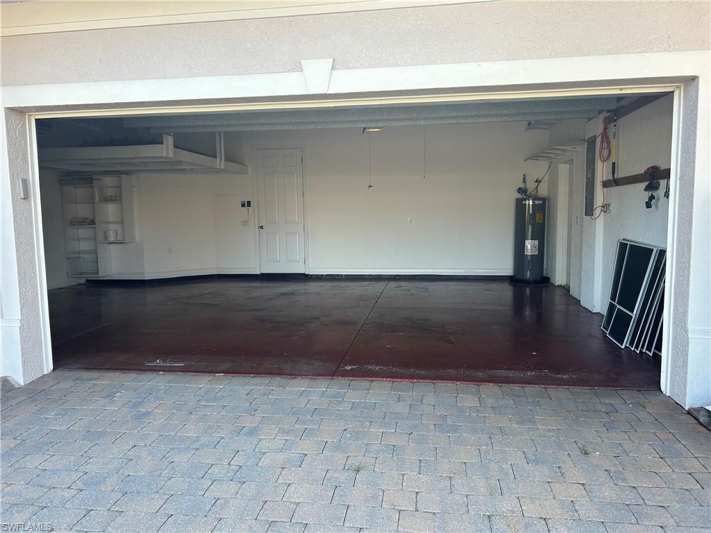 4956 Rustic Oaks CIR