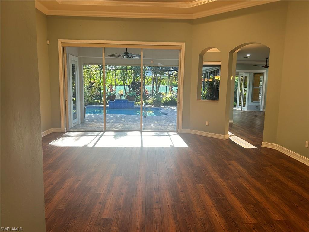 4956 Rustic Oaks CIR