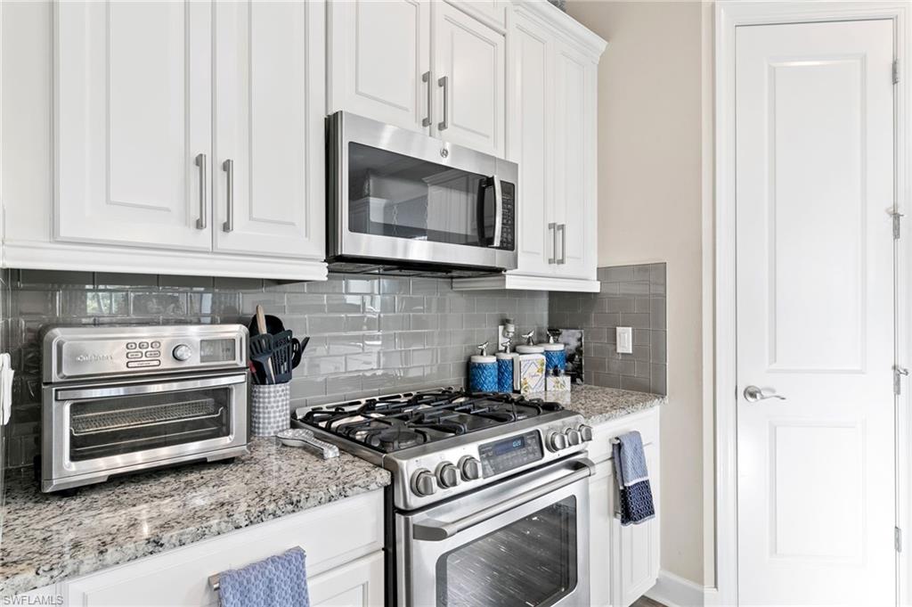 9478 Terresina DR