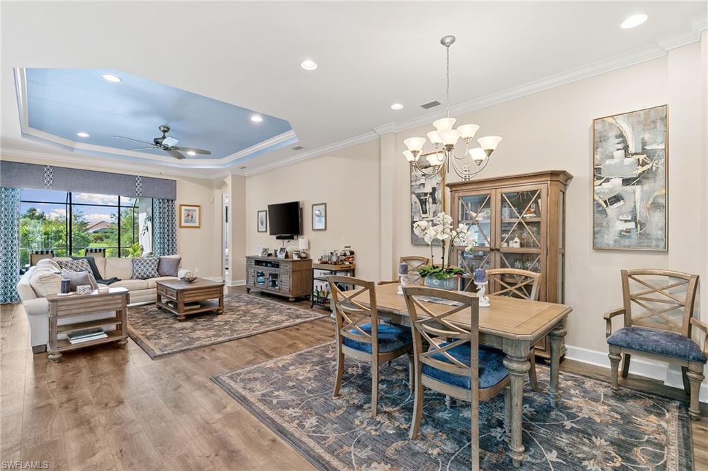 9478 Terresina DR