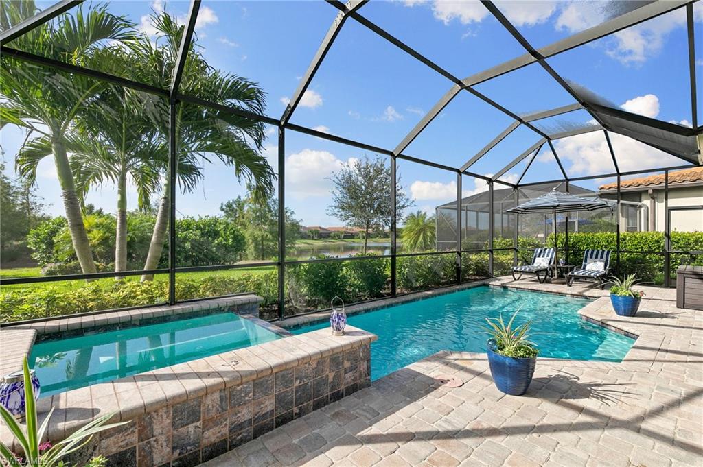 9478 Terresina DR