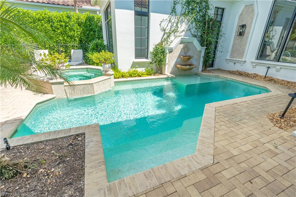 2125 Modena CT
