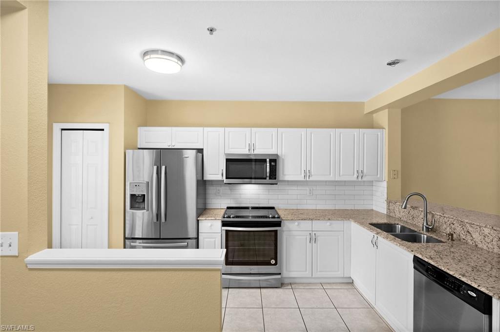 9165 Celeste DR # 104 Unit: 3-104