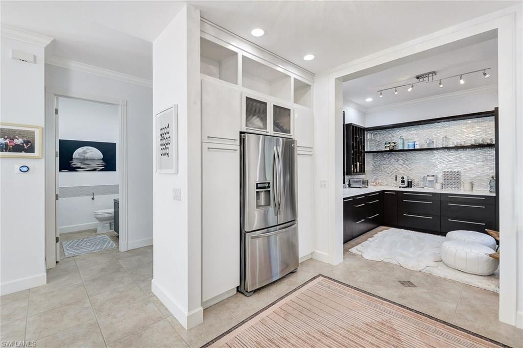 14698 Glen Eden DR