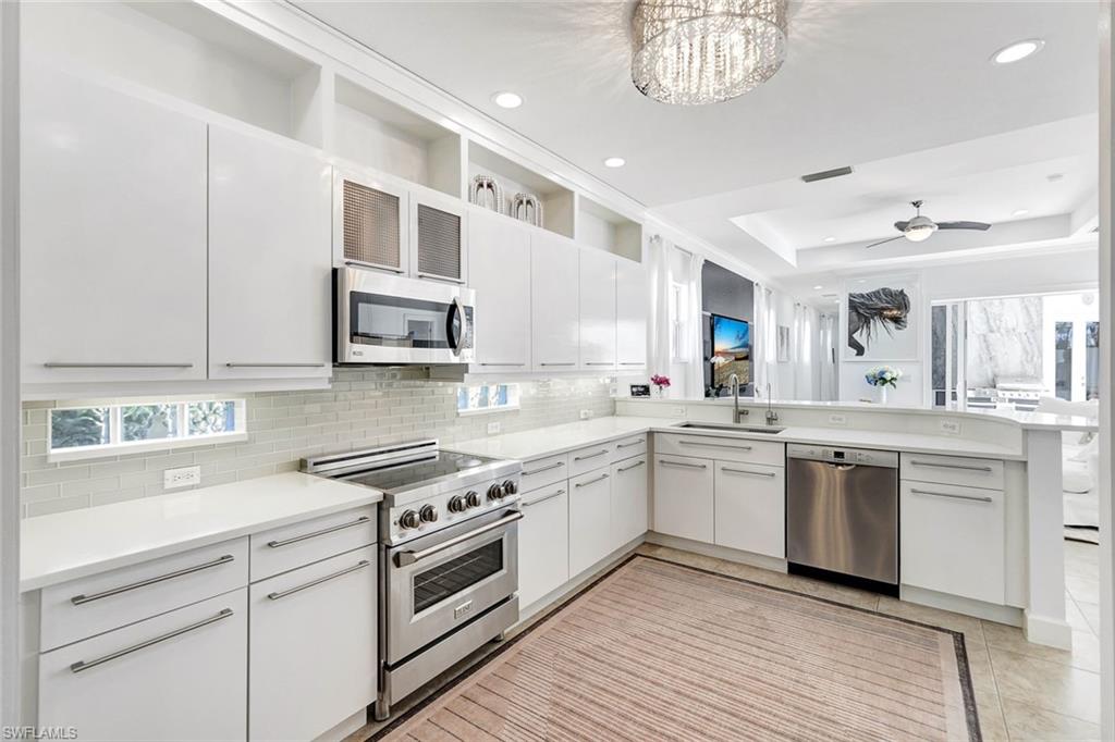 14698 Glen Eden DR