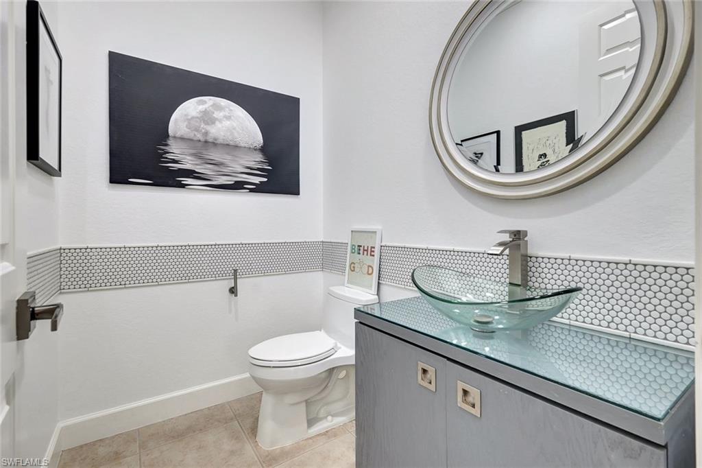 14698 Glen Eden DR