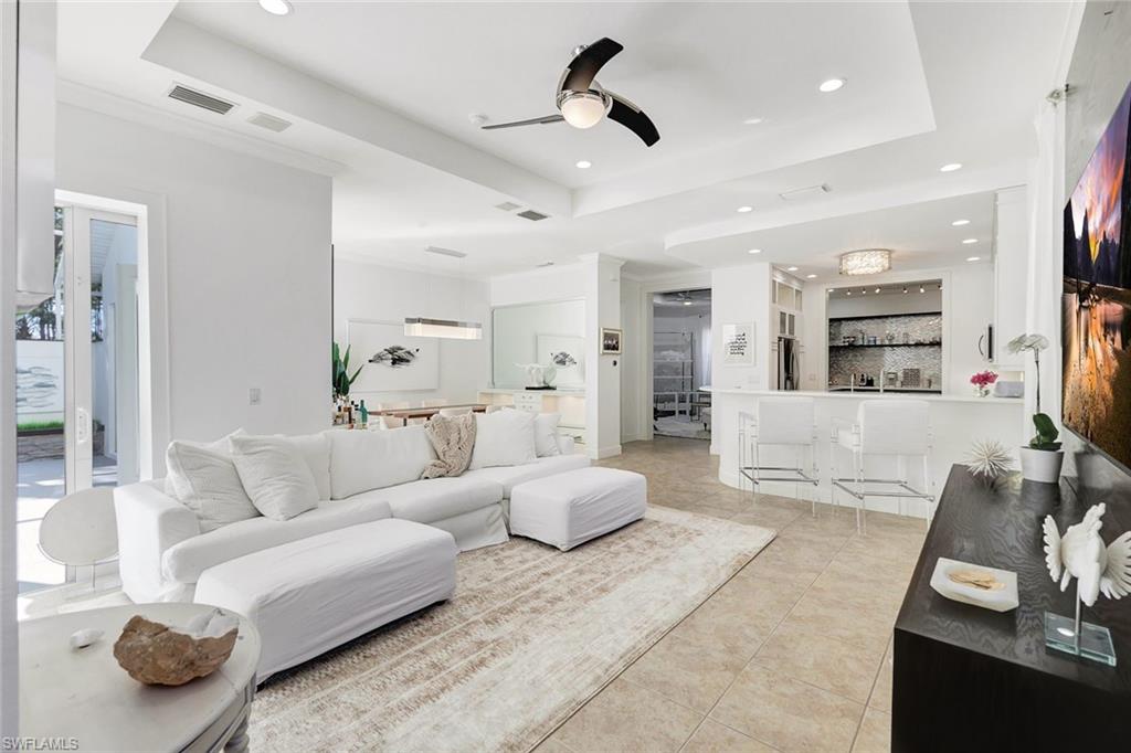 14698 Glen Eden DR