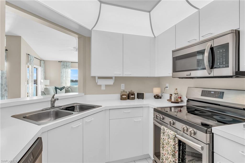 2885 Citrus Lake DR # N302