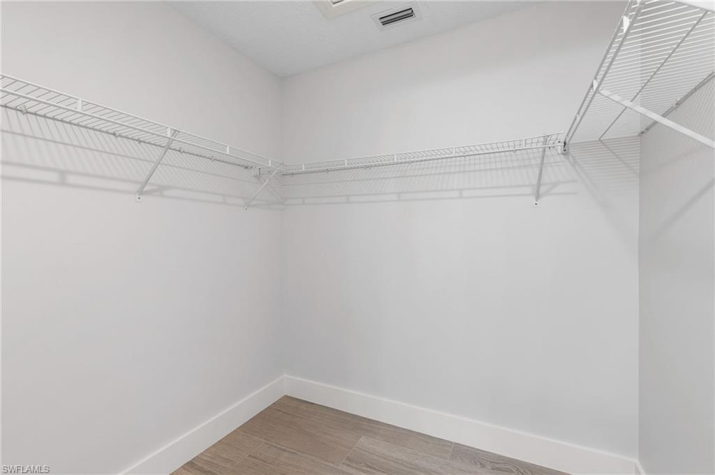 520 Augusta BLVD # B204