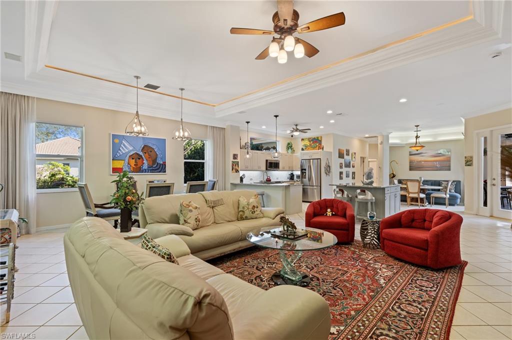 180 Spring Lake CIR
