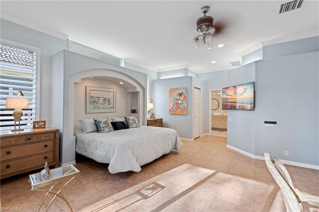 180 Spring Lake CIR