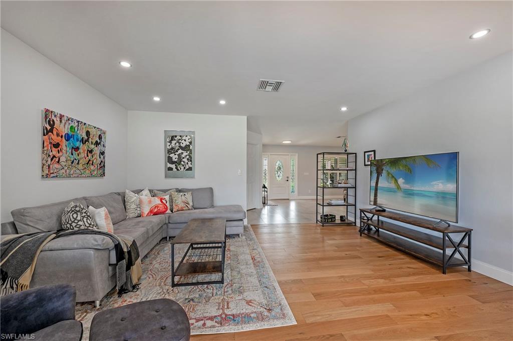 251 Torrey Pines Point