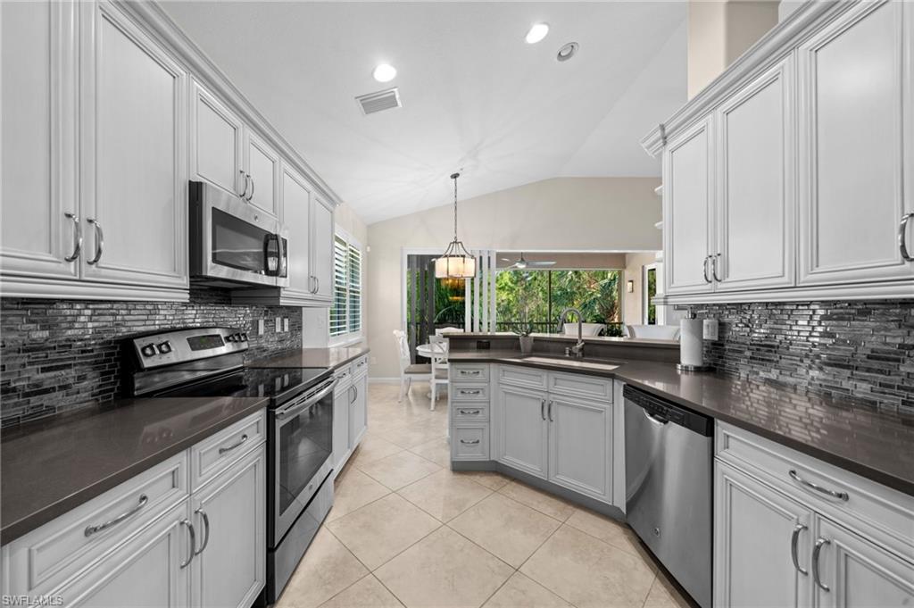 6661 Alden Woods Circle # 201