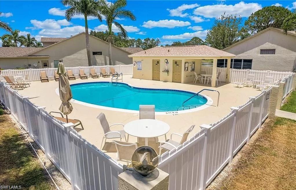 25162 Golf Lake CIR