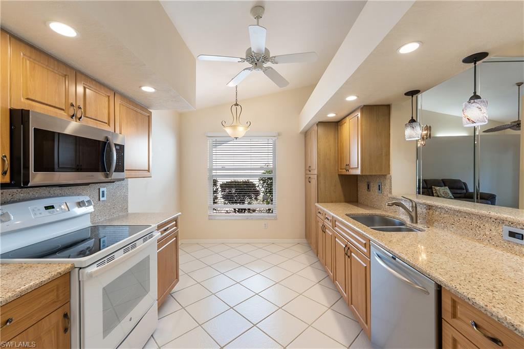25162 Golf Lake CIR