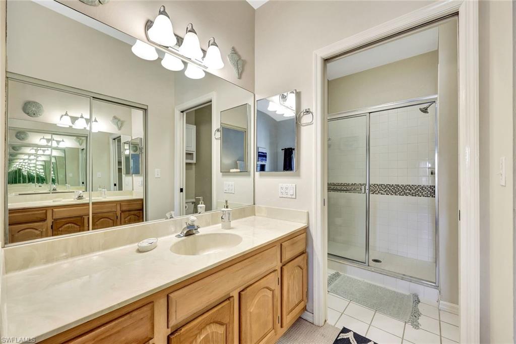 8228 Twelve Oaks CIR # 323