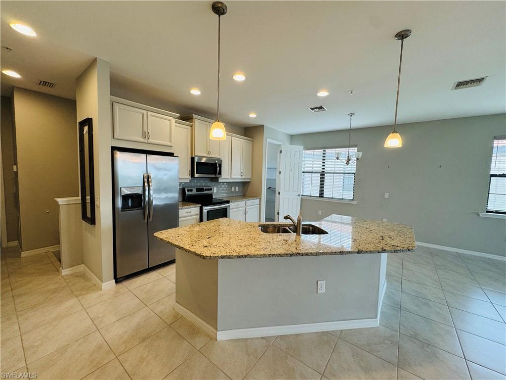 11301 Monte Carlo BLVD # 201