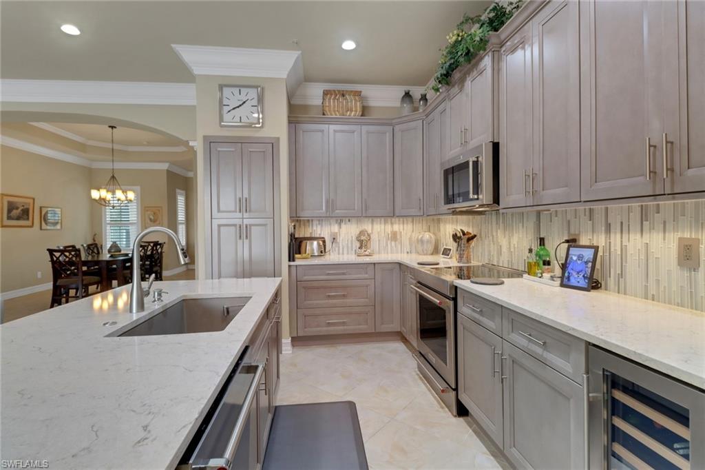 3620 Lansing LOOP 202