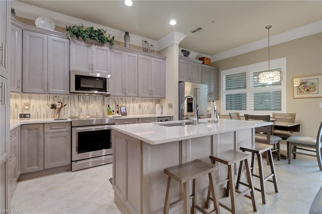 3620 Lansing LOOP 202