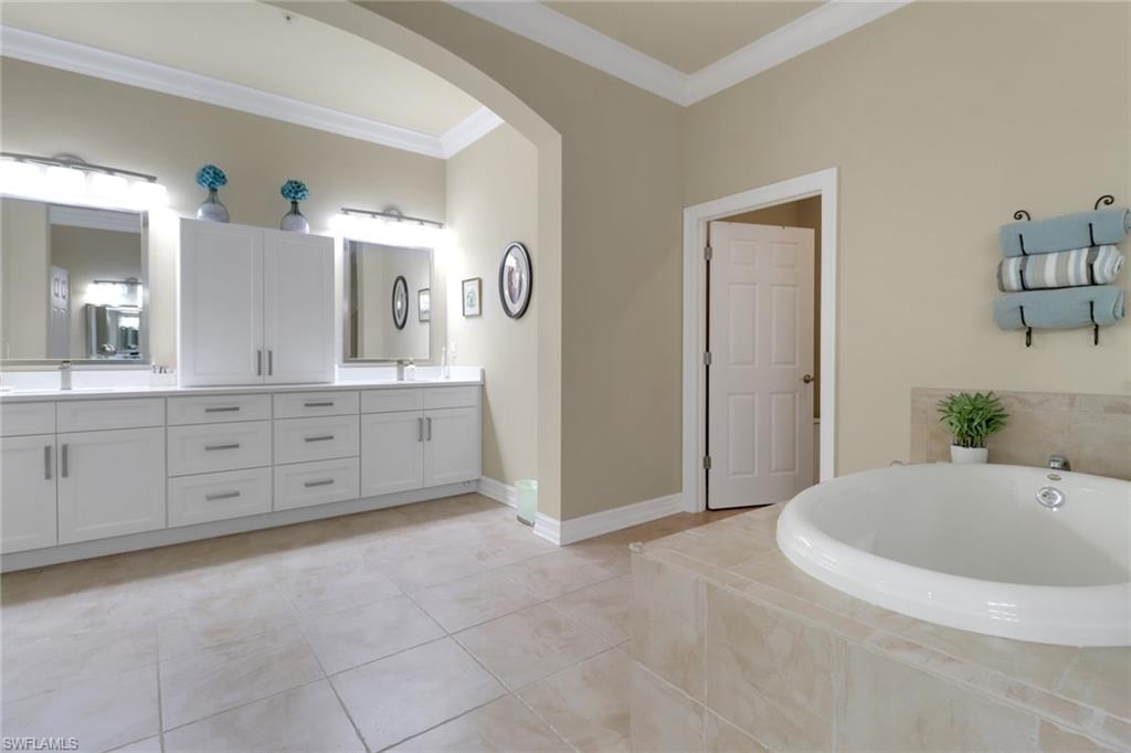 3620 Lansing LOOP 202