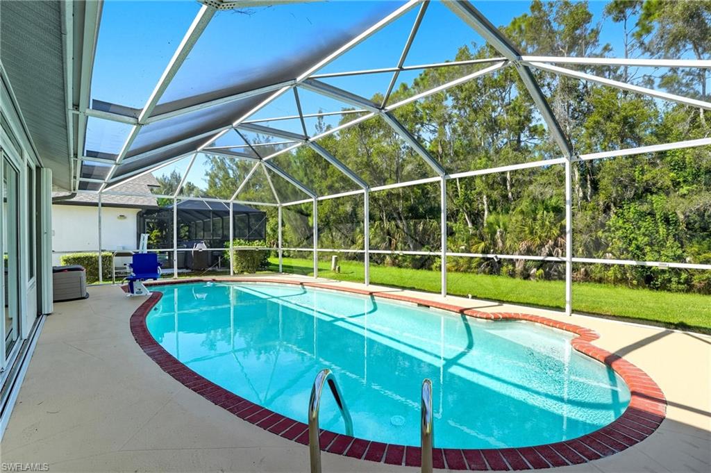 3956 Sabal Springs BLVD