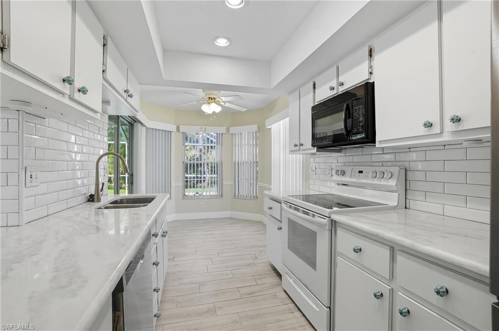 3956 Sabal Springs BLVD