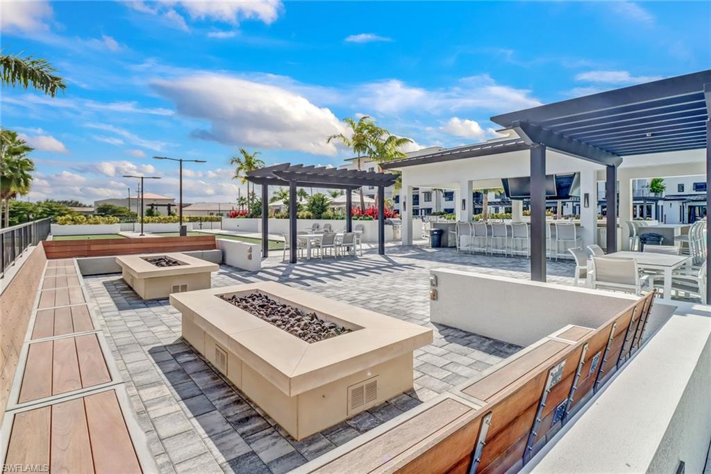 1111 Central AVE # 207, NAPLES Unit: 207