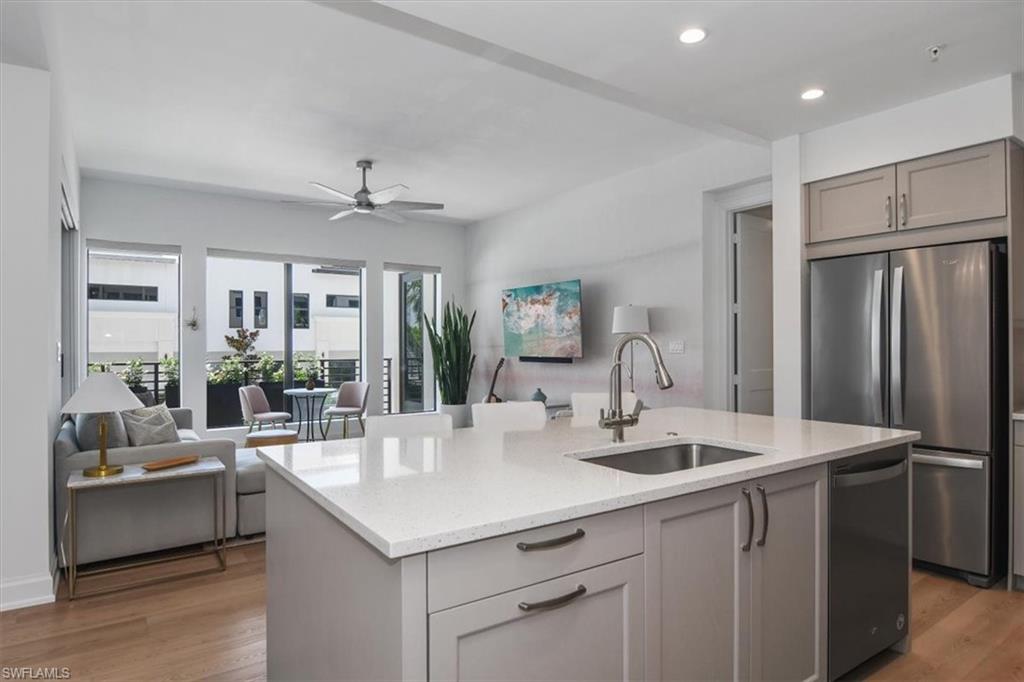 1111 Central AVE # 207, NAPLES Unit: 207