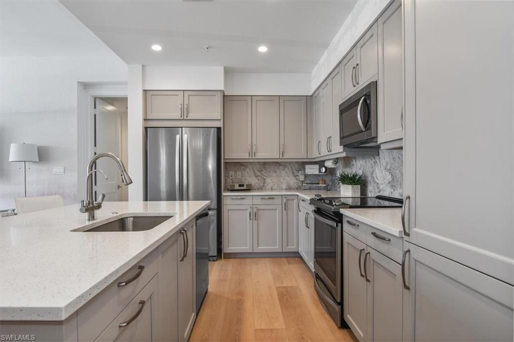 1111 Central AVE # 207, NAPLES Unit: 207