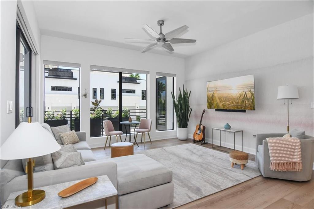 1111 Central AVE # 207, NAPLES Unit: 207