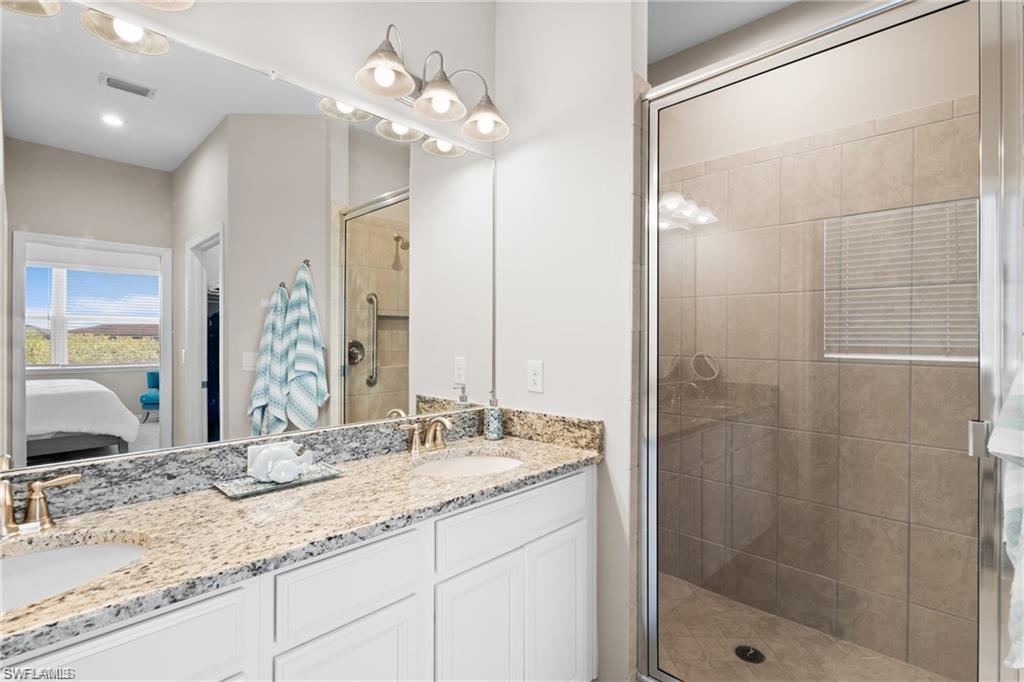 9402 Pocida CT # 204, NAPLES Unit: 204